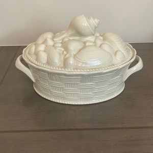 Carbone Porcelain Sea Shells on Basket Tureen Casserole